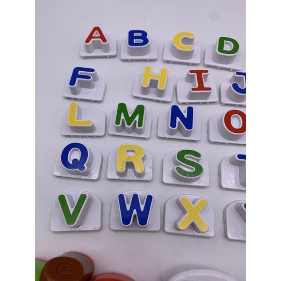 LeapFrog Tad's Fridge Phonics Magnetic Letter Set - Picture 5 of 8